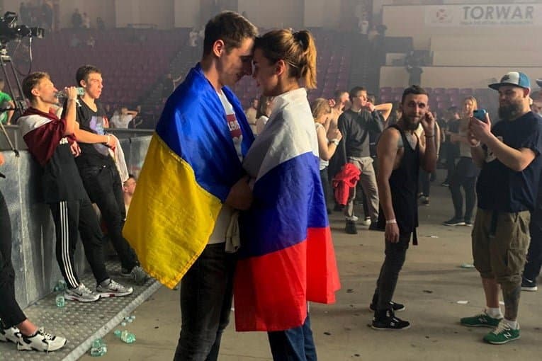 Ta fotografija iz leta 2019 je danes preplavila splet. Tukaj je zgodba, ki stoji za njo …