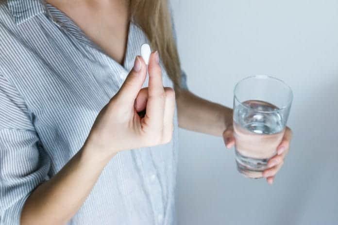Uporaba kontracepcijskih tablet lahko poveča tveganje za depresijo za kar 130 % !
