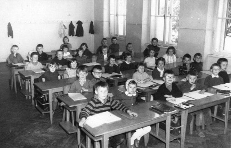 Slovenka iskreno o otroštvu: ‘V šolo smo hodili sami, danes pa…’