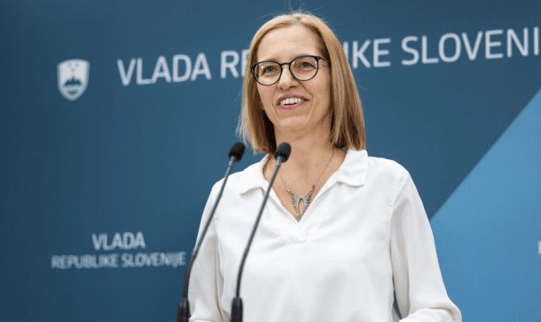 Bolniška: Vlada uvaja ostrejši nadzor in preprečuje zlorabe!