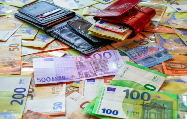 Denar se jim bo lepil na prste: Ta 3 znamenja od 15. junija polnijo denarnice in ne skrbijo več zaradi dolgov!