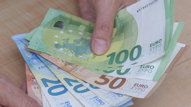 Imate nizko pokojnino ali plačo? Preverite, ali vam pripada več kot 1.000 € za ogrevanje!